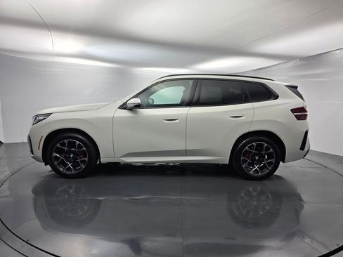 Used 2025 BMW X3 xDrive30i w/ M Sport Package AWD/4WD image 7