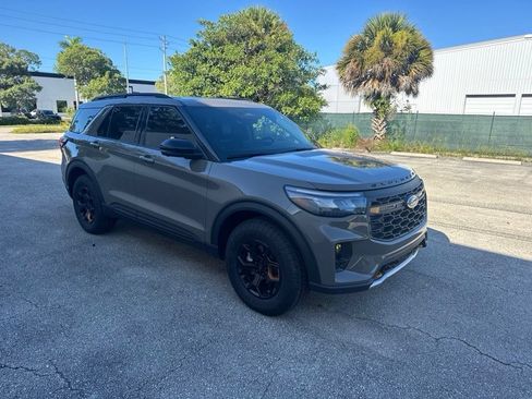 Used 2026 Ford Explorer Tremor w/ Tremor Ultimate Package AWD/4WD image 4