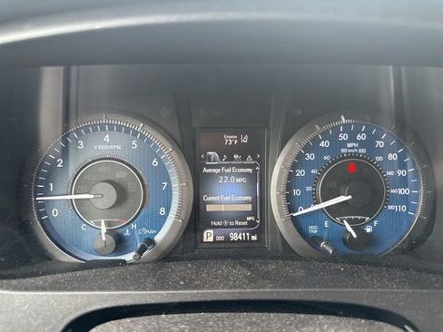 Used 2018 Toyota Sienna LE image 12