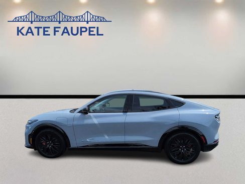 Certified 2025 Ford Mustang Mach-E Premium w/ Sport Appearance Package AWD/4WD image 4