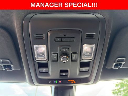 Used 2021 Chevrolet Tahoe Z71 w/ Z71 Signature Package AWD/4WD image 37
