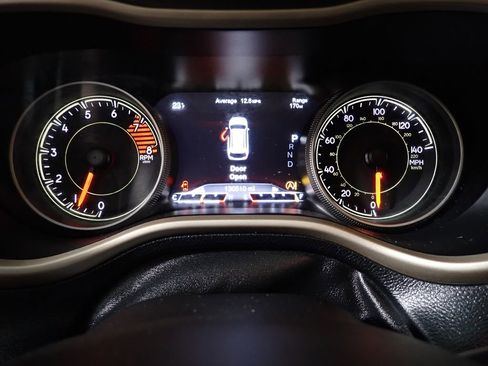 Used 2016 Jeep Cherokee Limited w/ Technology Group image 25