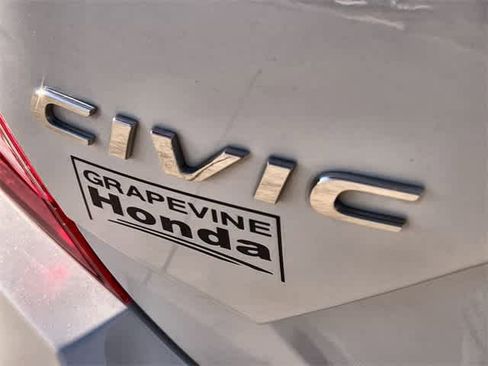 Used 2020 Honda Civic EX image 8
