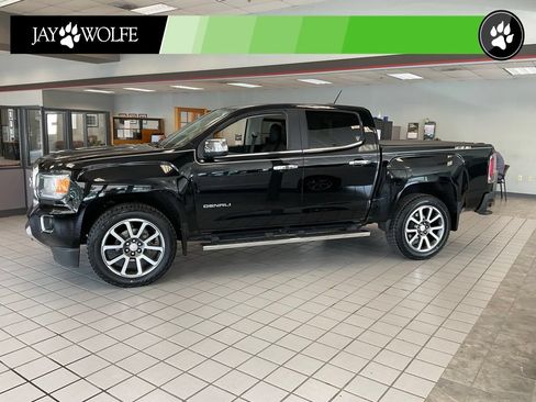 Used 2020 GMC Canyon Denali AWD/4WD image 3