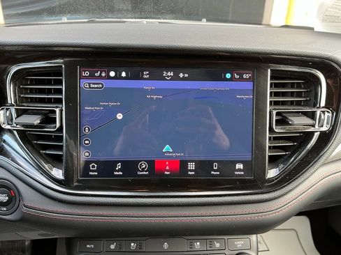 Used 2022 Dodge Durango R/T w/ Blacktop Package image 36