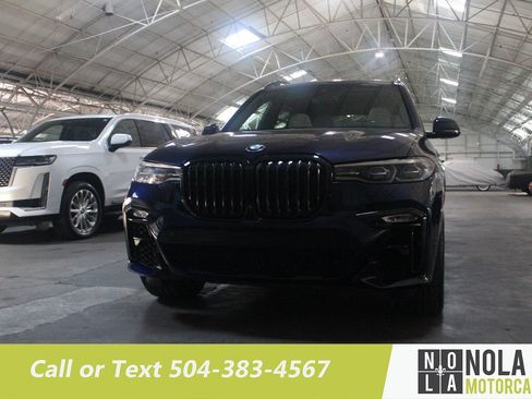 Used 2020 BMW X7 xDrive40i w/ M Sport Package AWD/4WD image 4