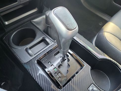 Used 2018 Toyota 4Runner TRD Off-Road Premium image 17