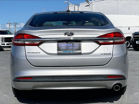 Used 2018 Ford Fusion S FWD image 5