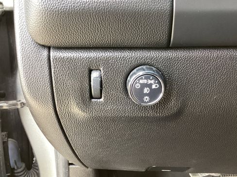 Used 2019 Chevrolet Colorado LT w/ LT Convenience Package image 27