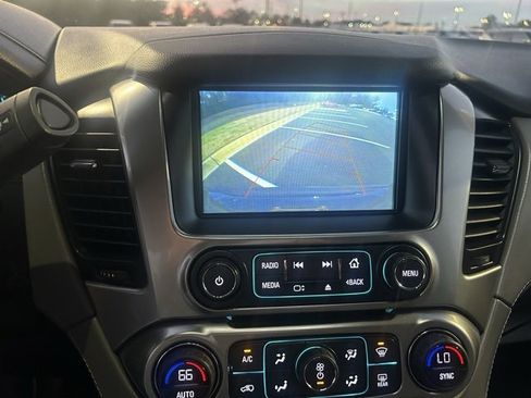 Used 2019 Chevrolet Tahoe LT image 15