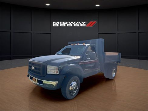 Used 2004 Ford F450 XL image 2