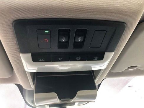 Used 2021 Nissan Rogue SL w/ Premium Package image 70