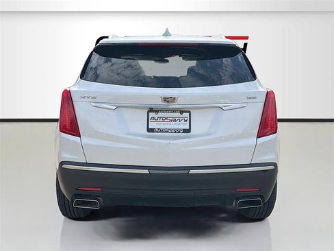 Used 2019 Cadillac XT5 FWD image 6