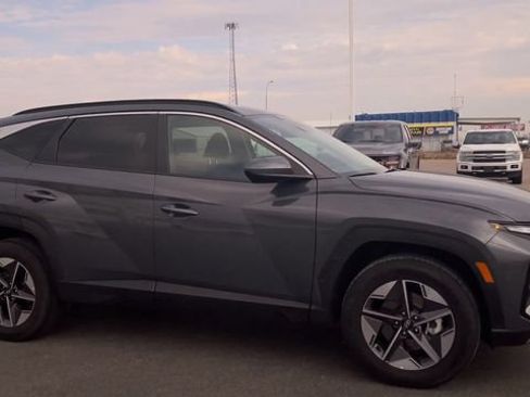 Used 2026 Hyundai Tucson SEL AWD/4WD image 3