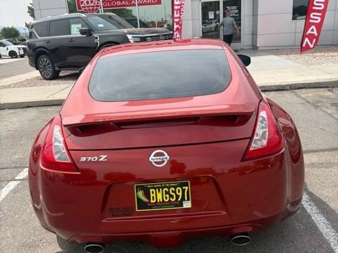 Used 2016 Nissan 370Z Coupe RWD image 5