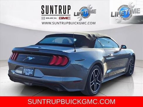 Used 2023 Ford Mustang Premium image 3