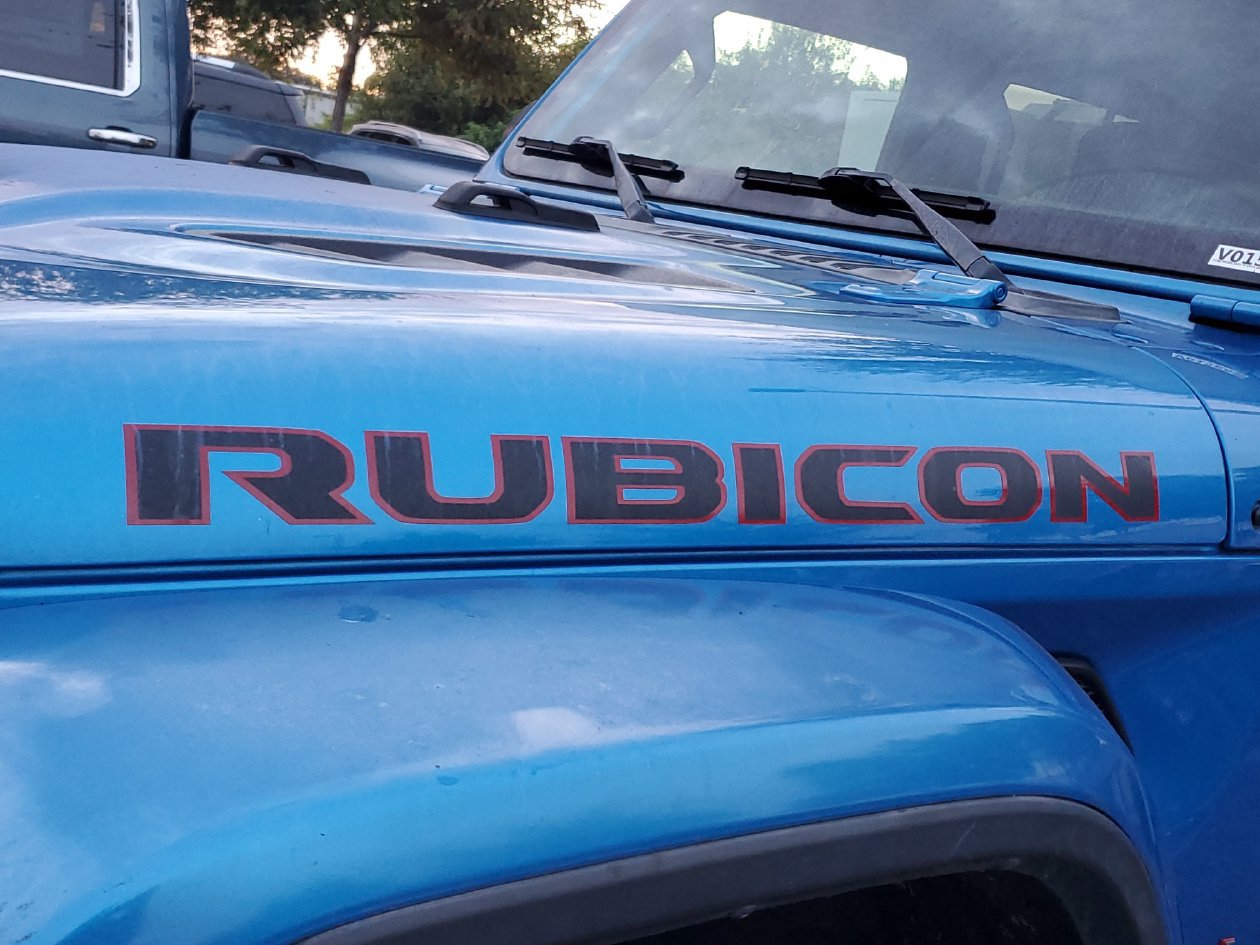 Used 2023 Jeep Gladiator Rubicon w/ LED Lighting Group AWD/4WD image 4