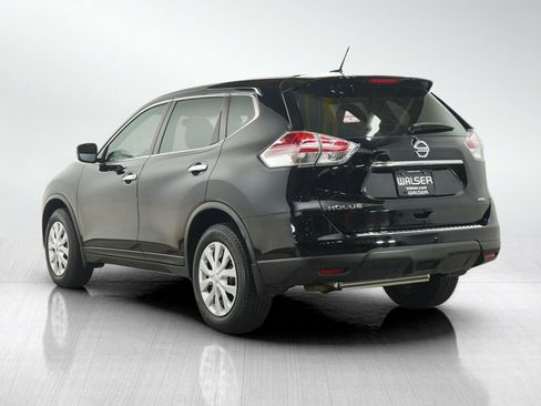 Used 2015 Nissan Rogue S AWD/4WD image 3