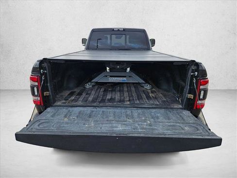 Used 2020 RAM 3500 Laramie AWD/4WD image 6