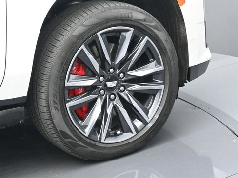 Used 2022 Cadillac Escalade ESV Sport w/ Touring Package image 6