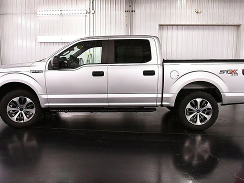Used 2019 Ford F150 XL w/ Equipment Group 101A Mid image 4