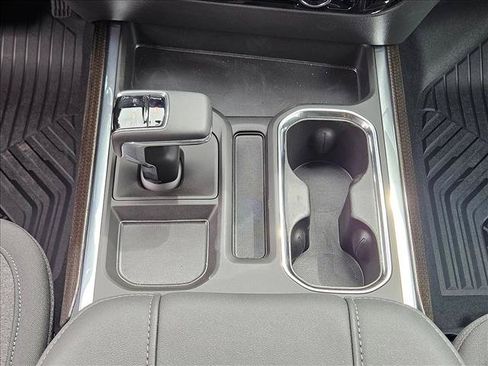 New 2026 Chevrolet Silverado 1500 LT Trail Boss w/ Dark Appearance Package AWD/4WD image 14