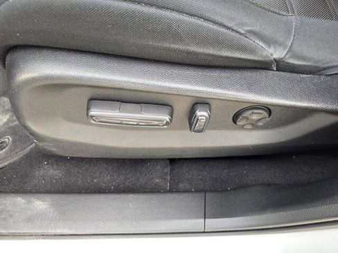 Used 2019 Honda CR-V EX image 17