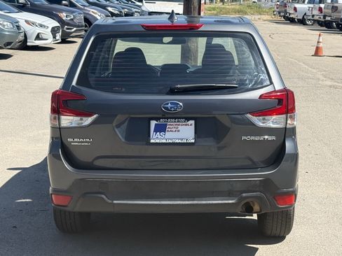 Used 2020 Subaru Forester AWD/4WD image 5