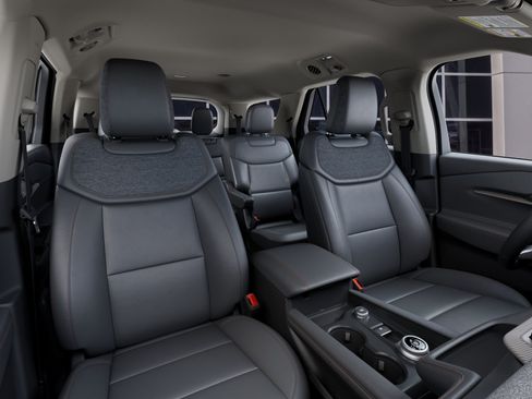 New 2027 Ford Explorer Active w/ Active Comfort Package AWD/4WD image 10
