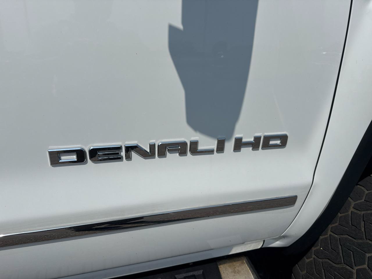 Used 2016 GMC Sierra 2500 Denali w/ Duramax Plus Package AWD/4WD image 41