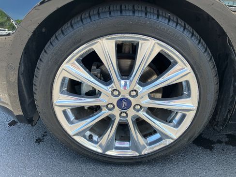 Used 2017 Ford Fusion Platinum FWD image 11
