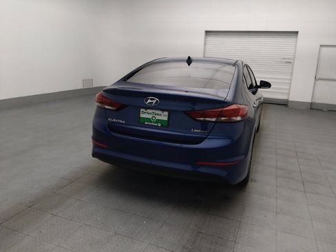 Used 2017 Hyundai Elantra Limited FWD image 7