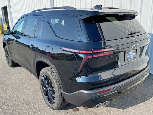 New 2026 Chevrolet Traverse LT w/ Midnight/Sport Edition image 5