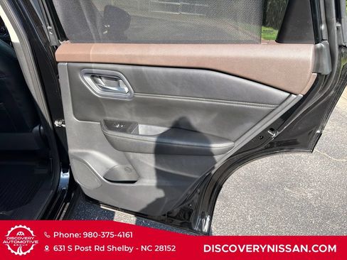 Certified 2023 Nissan Rogue SV w/ SV Premium Package FWD image 40