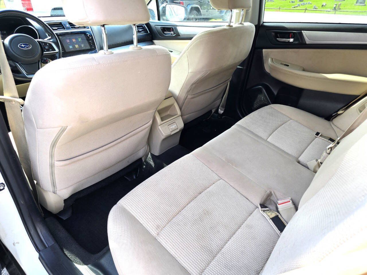 Used 2018 Subaru Outback 2.5i Premium AWD/4WD image 19