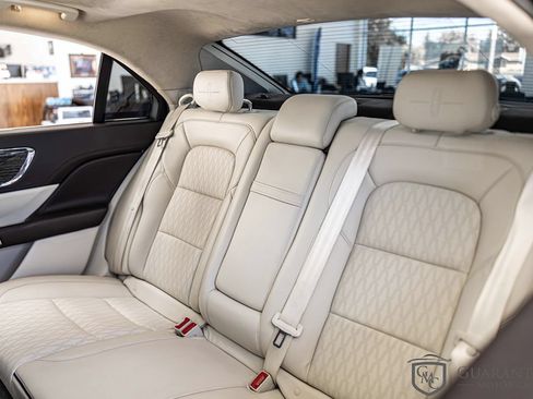 Used 2017 Lincoln Continental Black Label w/ Technology Package AWD/4WD image 31