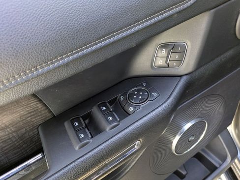 Used 2020 Ford Expedition Limited w/ Equipment Group 302A image 10