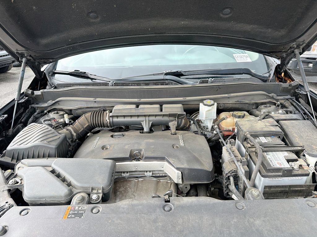 Used 2017 Buick Envision Essence FWD image 32