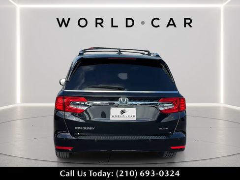 Used 2019 Honda Odyssey Elite image 4