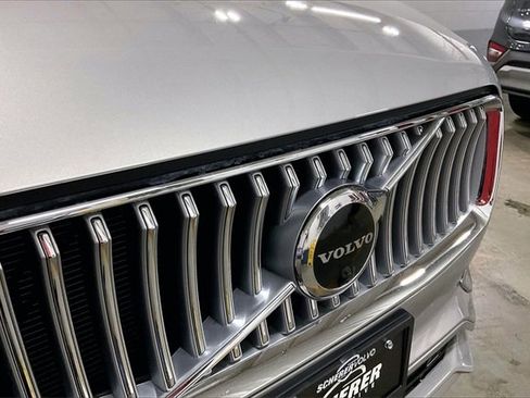 Certified 2023 Volvo XC90 B6 Ultimate image 30