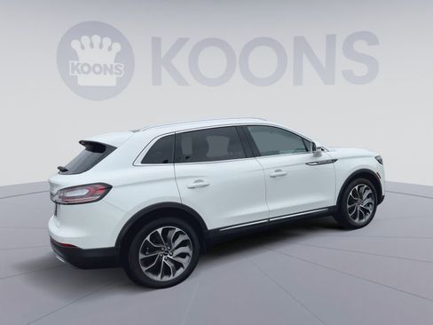 Used 2022 Lincoln Nautilus Reserve AWD/4WD image 12