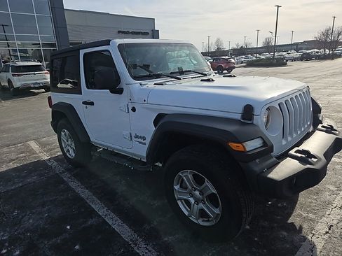 Used 2020 Jeep Wrangler Sport image 2