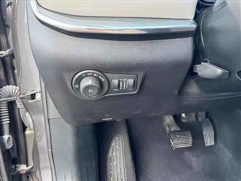 Used 2024 Jeep Compass Limited AWD/4WD image 18