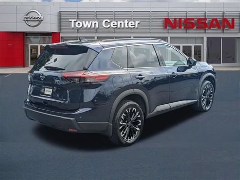 Used 2026 Nissan Rogue Dark Armor FWD image 7