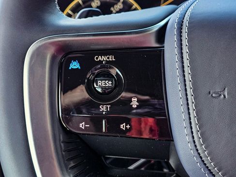 New 2026 INFINITI QX80 4WD w/ Sport Exterior Package image 22