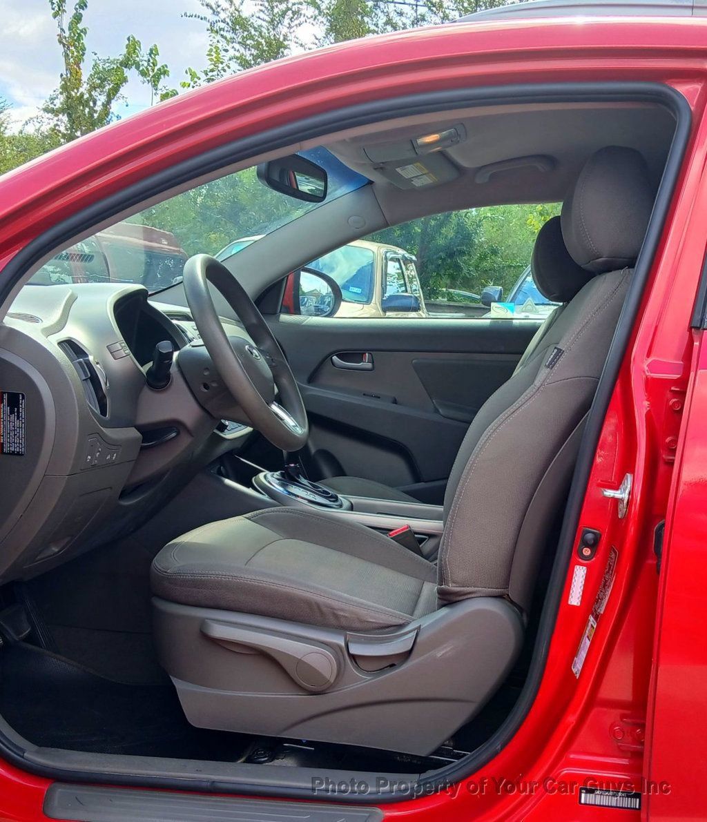 Used 2013 Kia Sportage LX w/ Convenience Pkg FWD image 14