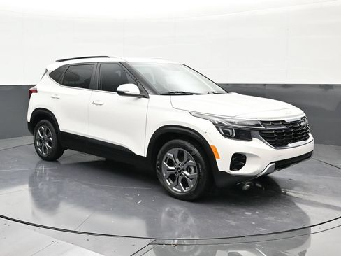 Used 2024 Kia Seltos S FWD image 7