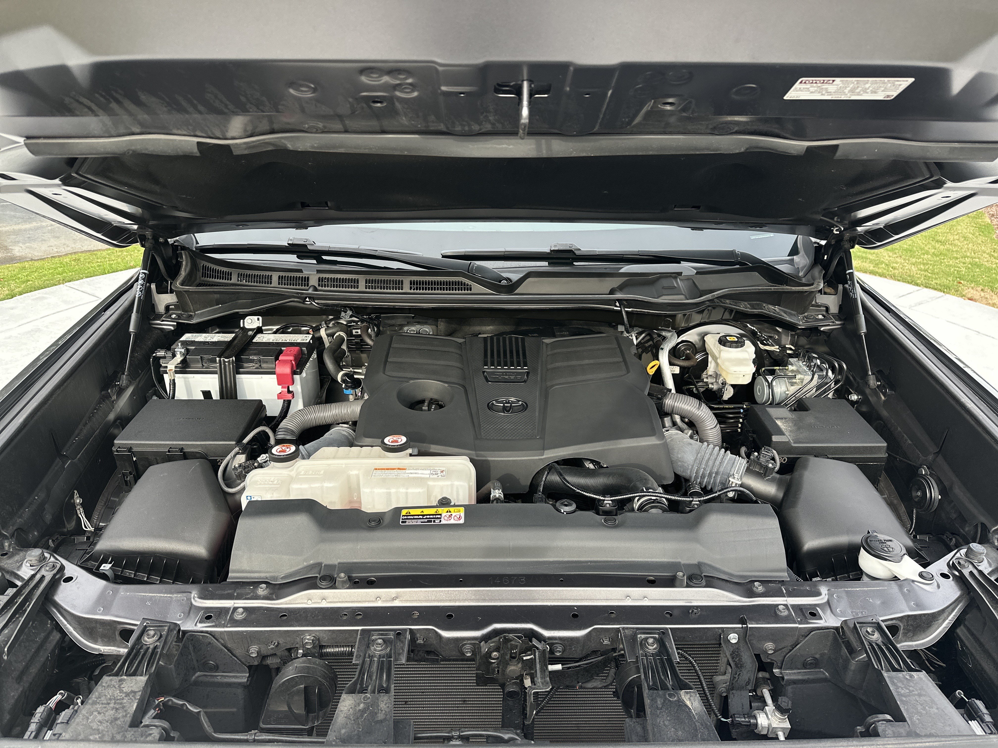 Used 2023 Toyota Tundra Limited w/ Power Package RWD image 34