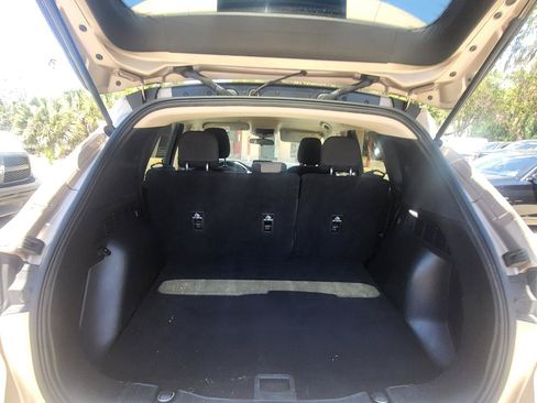 Used 2020 Ford Escape SE FWD image 26