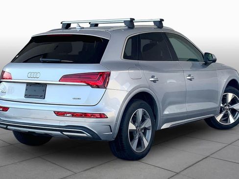 Used 2023 Audi Q5 2.0T Premium w/ Convenience Package AWD/4WD image 13